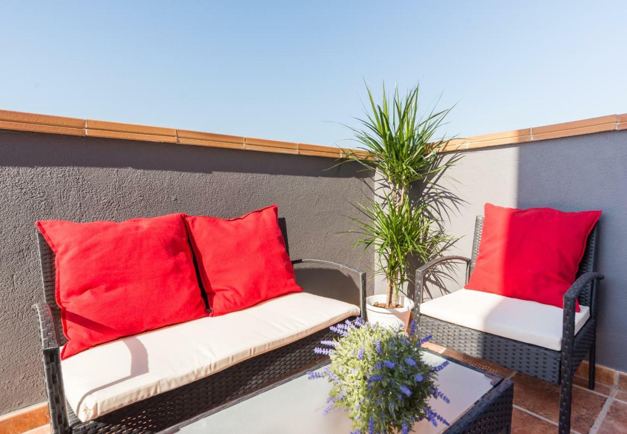 Gr3-Renovated Apt Next To Old Town With Cozy Terrace Apartman Málaga Kültér fotó