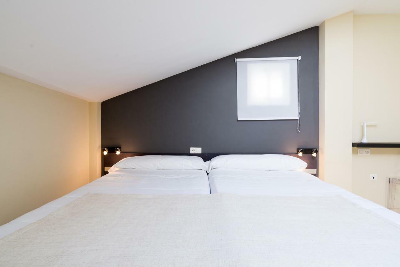 Gr3-Renovated Apt Next To Old Town With Cozy Terrace Apartman Málaga Kültér fotó