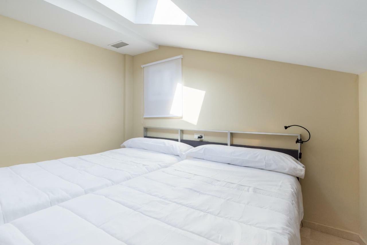 Gr3-Renovated Apt Next To Old Town With Cozy Terrace Apartman Málaga Kültér fotó